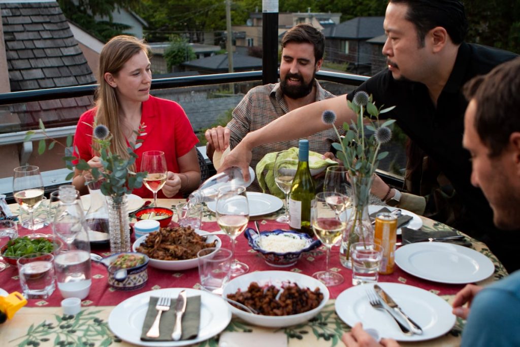 Friends eating tacos